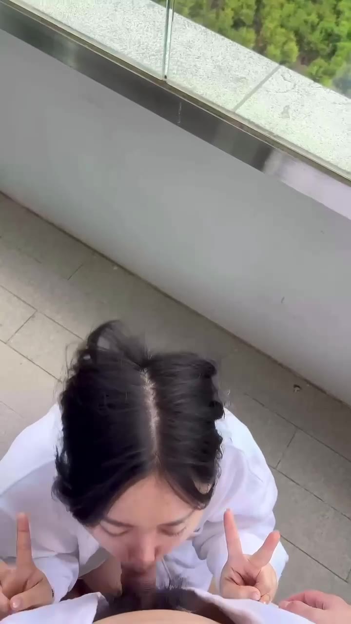 Background nonton video viral Bokep Chindo Ngulum Di Balkon Rumah